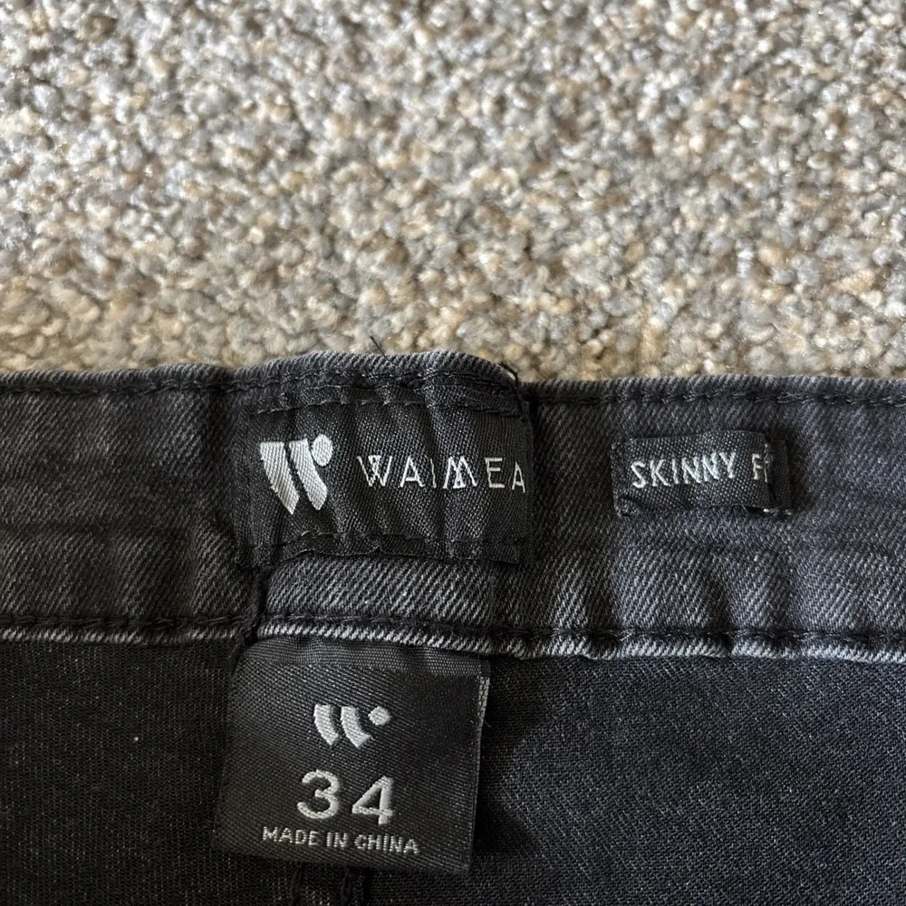 Waimea Skinny Fit Jean Shorts Size 34‎